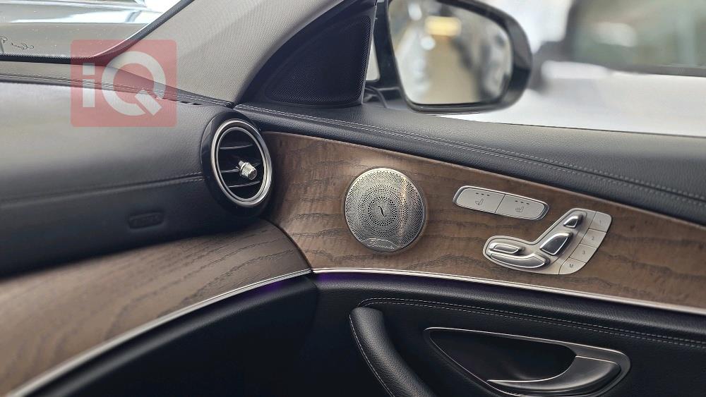 مرسيدس بنز E-Class